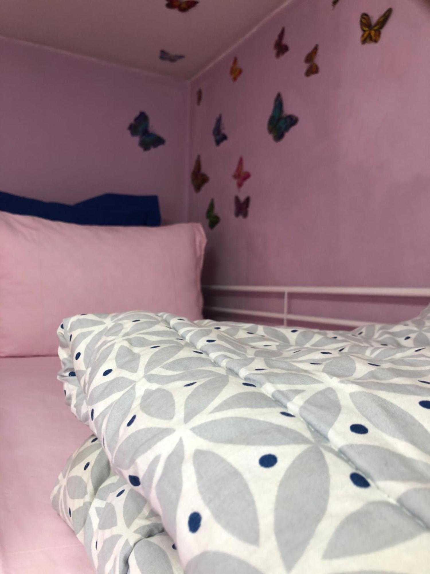 Female-Dortoir Femme -Dorm Shared Room Paris Bobigny Exterior foto